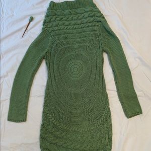 Crotchet sweater.
